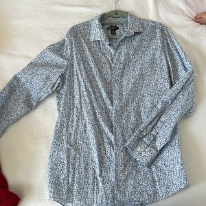 Bar III blue florals print button down